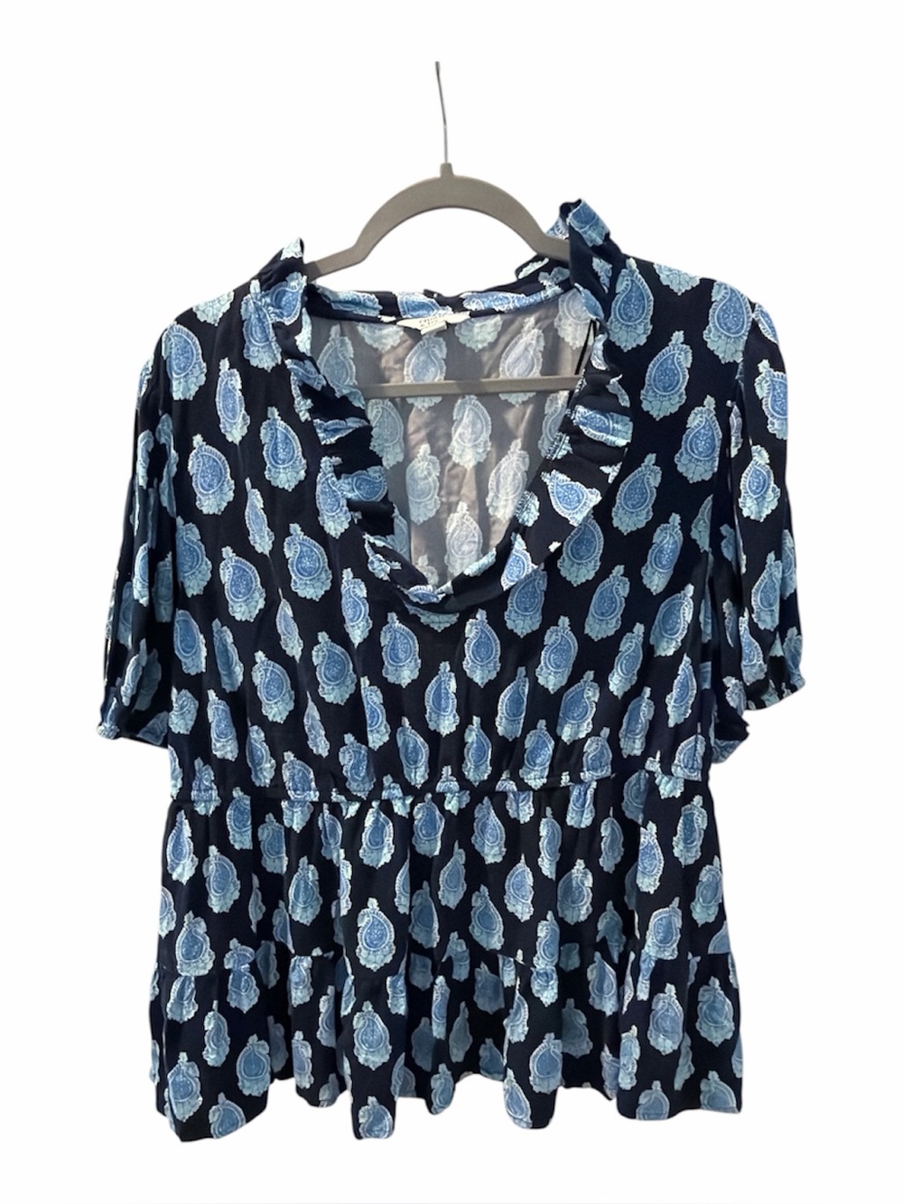 CROWN & IVY Blue Paisley Print Short Sleeve Blouse size 1X